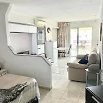 Sea View Apt, Costa Adeje, Tenerife 아파트 *